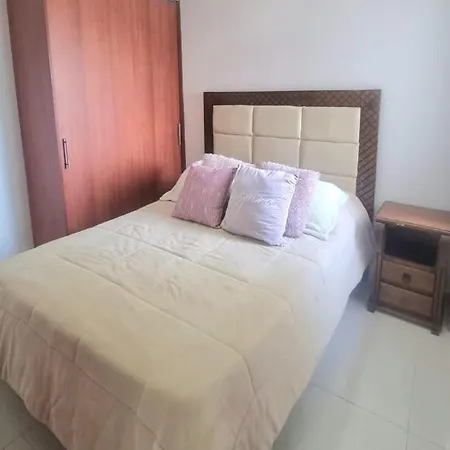 Amoblados Bajo La Sombra Del Omnipotente. Apartment Cartagena