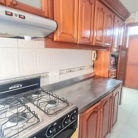 Apartamento Amoblados Bajo La Sombra Del Omnipotente.